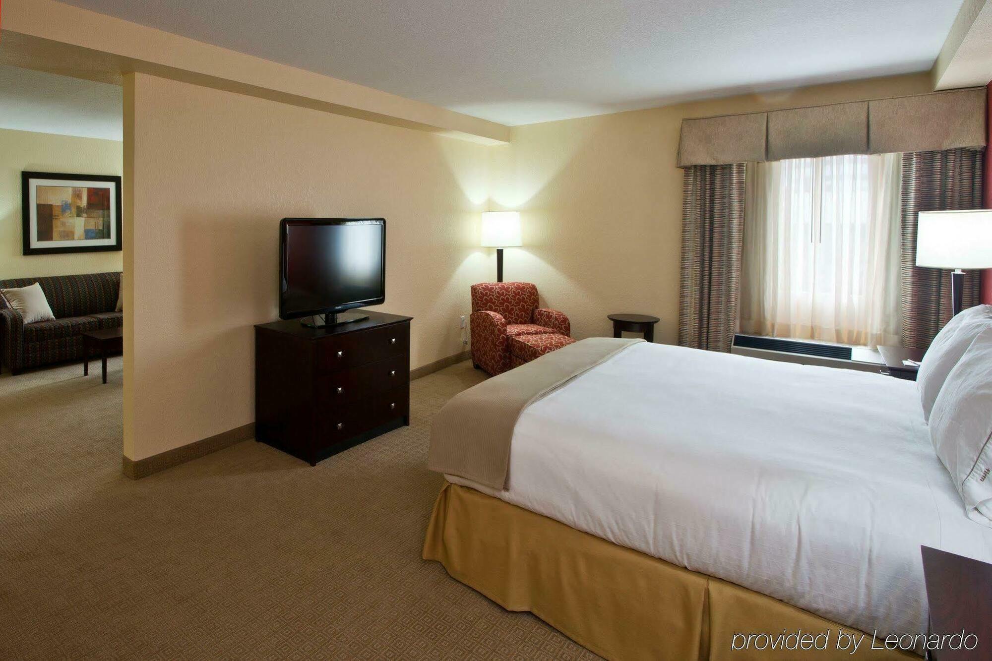 Holiday Inn Express Fort Lauderdale North - Executive Airport, An Ihg Hotel Chambre photo
